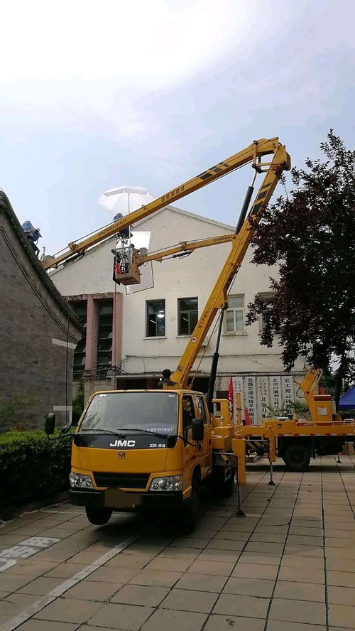 北京朝陽區高空作業車與升降車租賃服務 價格優惠，隨車吊配套，專業高效之選
